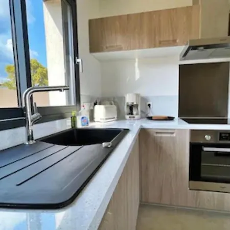 Le Corail Rouge Corse * Lecci